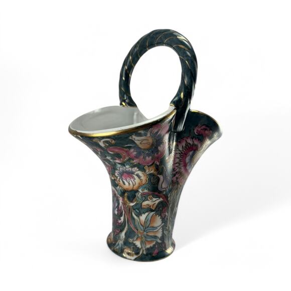Vintage Hand-Painted Porcelain Basket Vase – Floral Gilt Design, Made in China - Picture 10 of 10